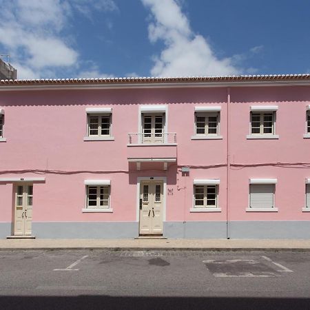 Family Home- Lisboa วีลาฟรังกา เด ชีรา ภายนอก รูปภาพ